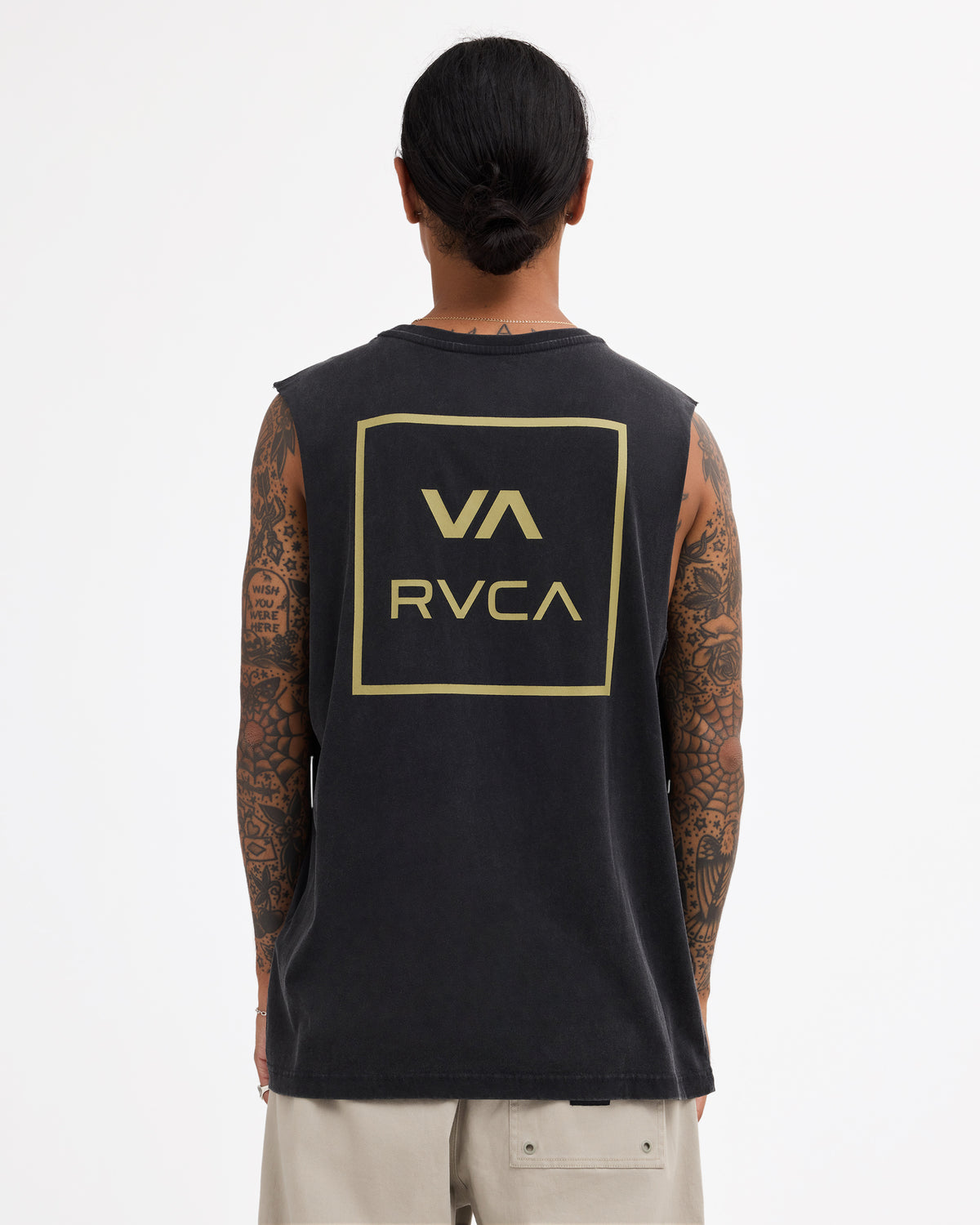 uvyzt00442_rvca_bac_bck1