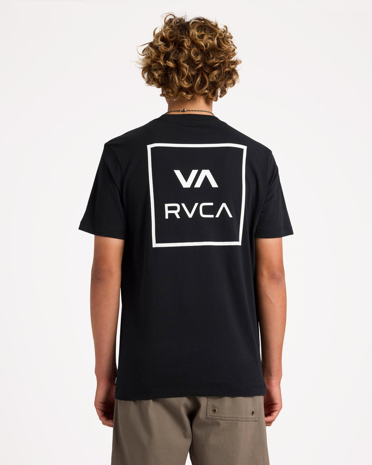 uvyzt01009_rvca_blk_bck1