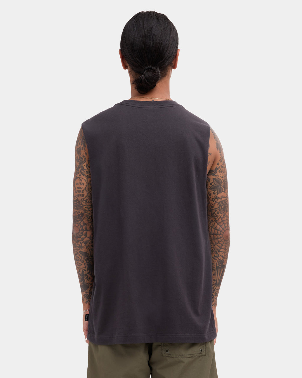 RVCA STANDARD MUSCLE