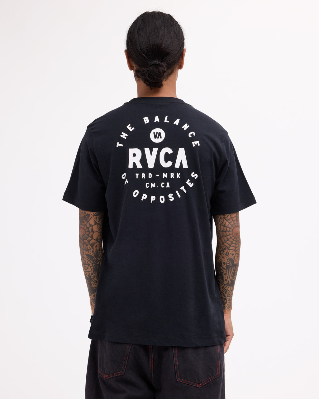 REACH (BLK)