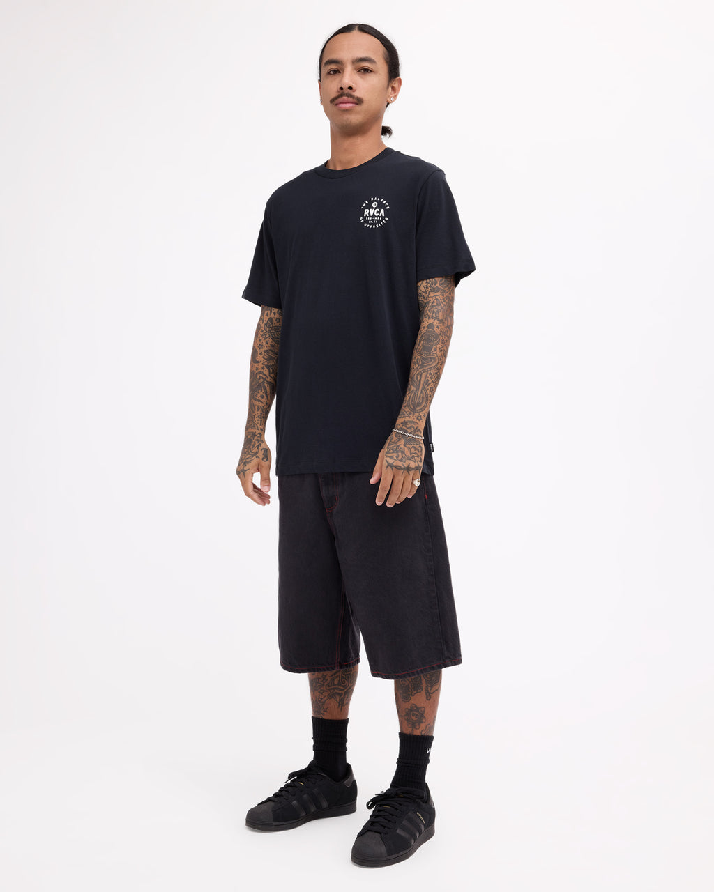 REACH (BLK)