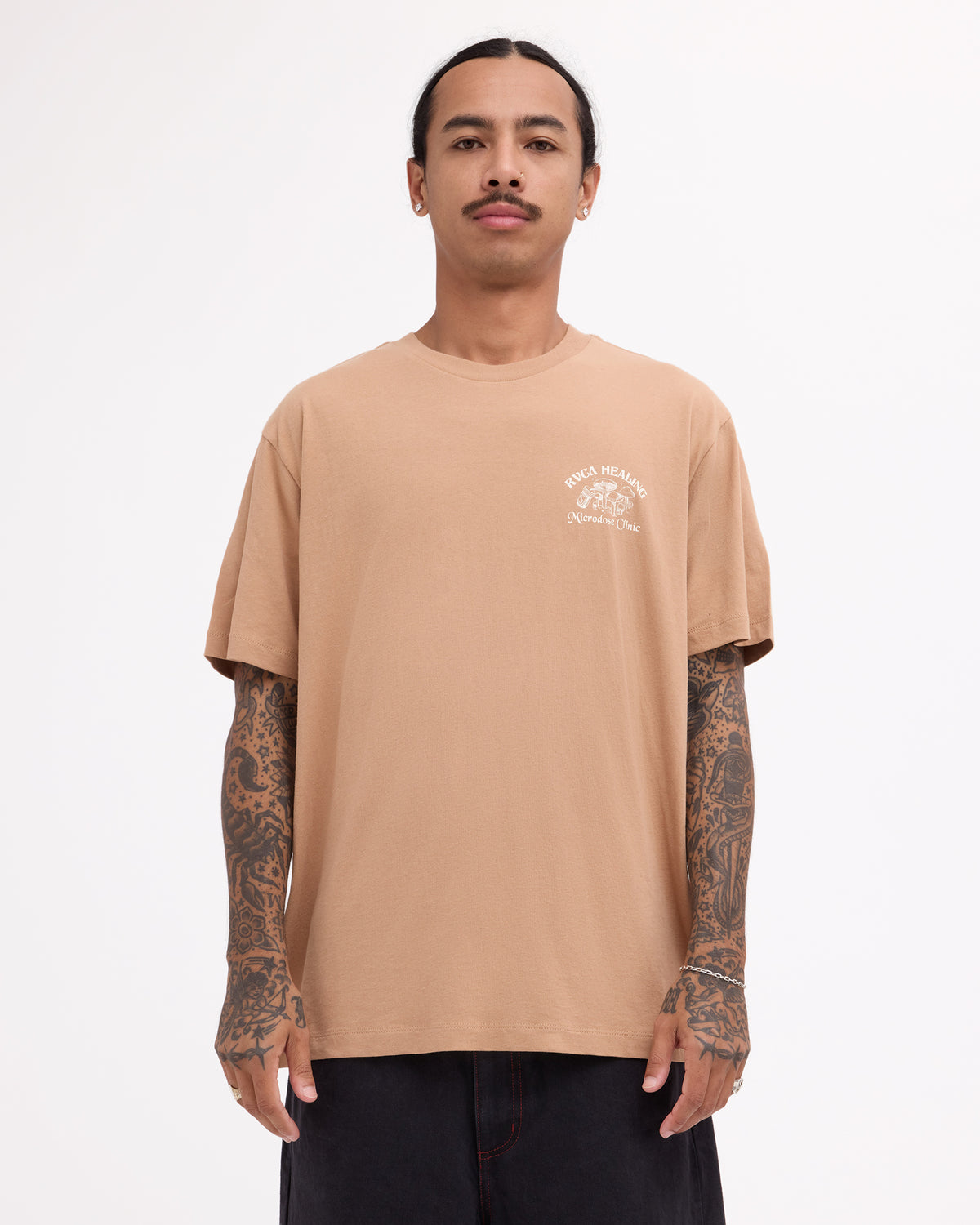 RVCA HEALING SS (CLQ0)
