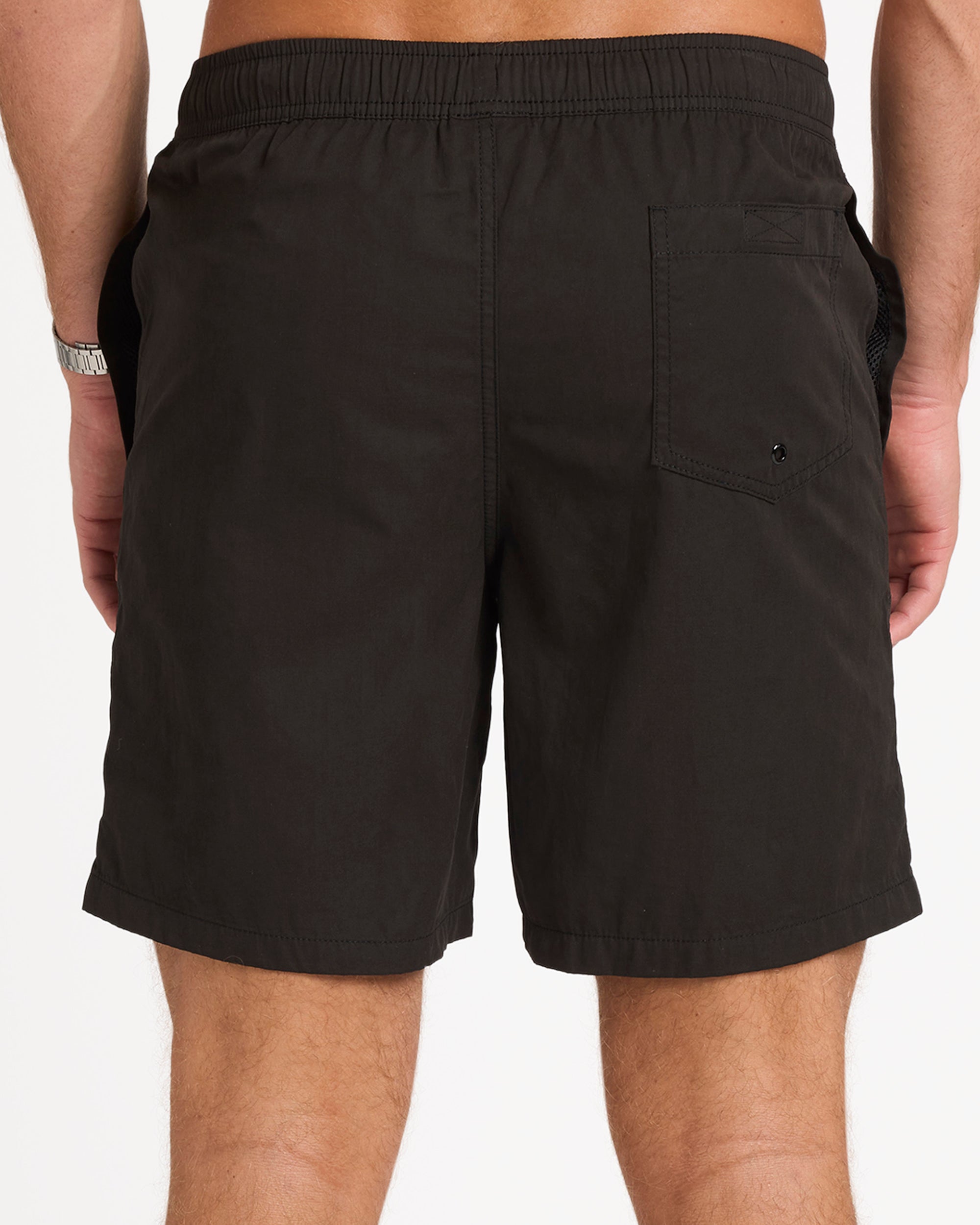 uzybs03000_vonzipper_blk_bck6