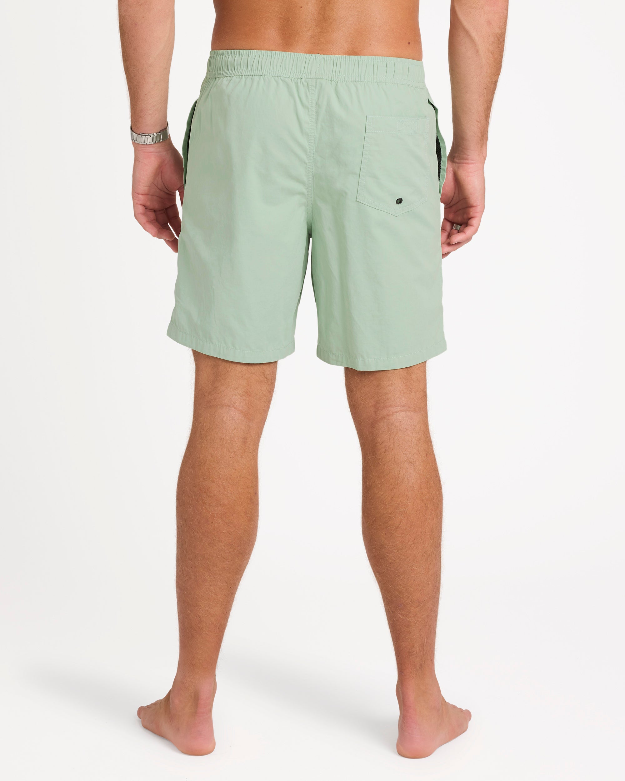 uzybs03000_vonzipper_frg_bck1