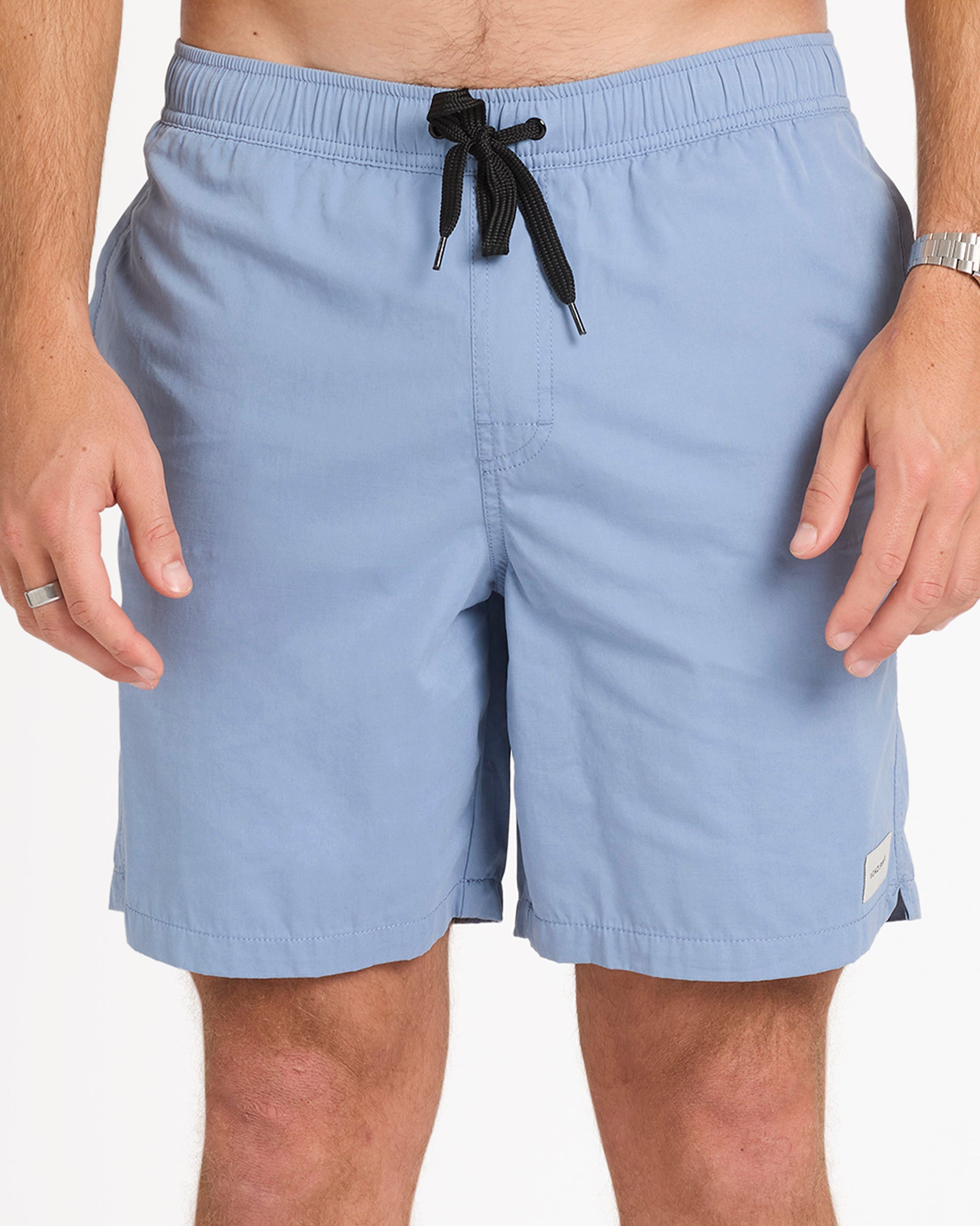uzybs03000_vonzipper_inf_frt6
