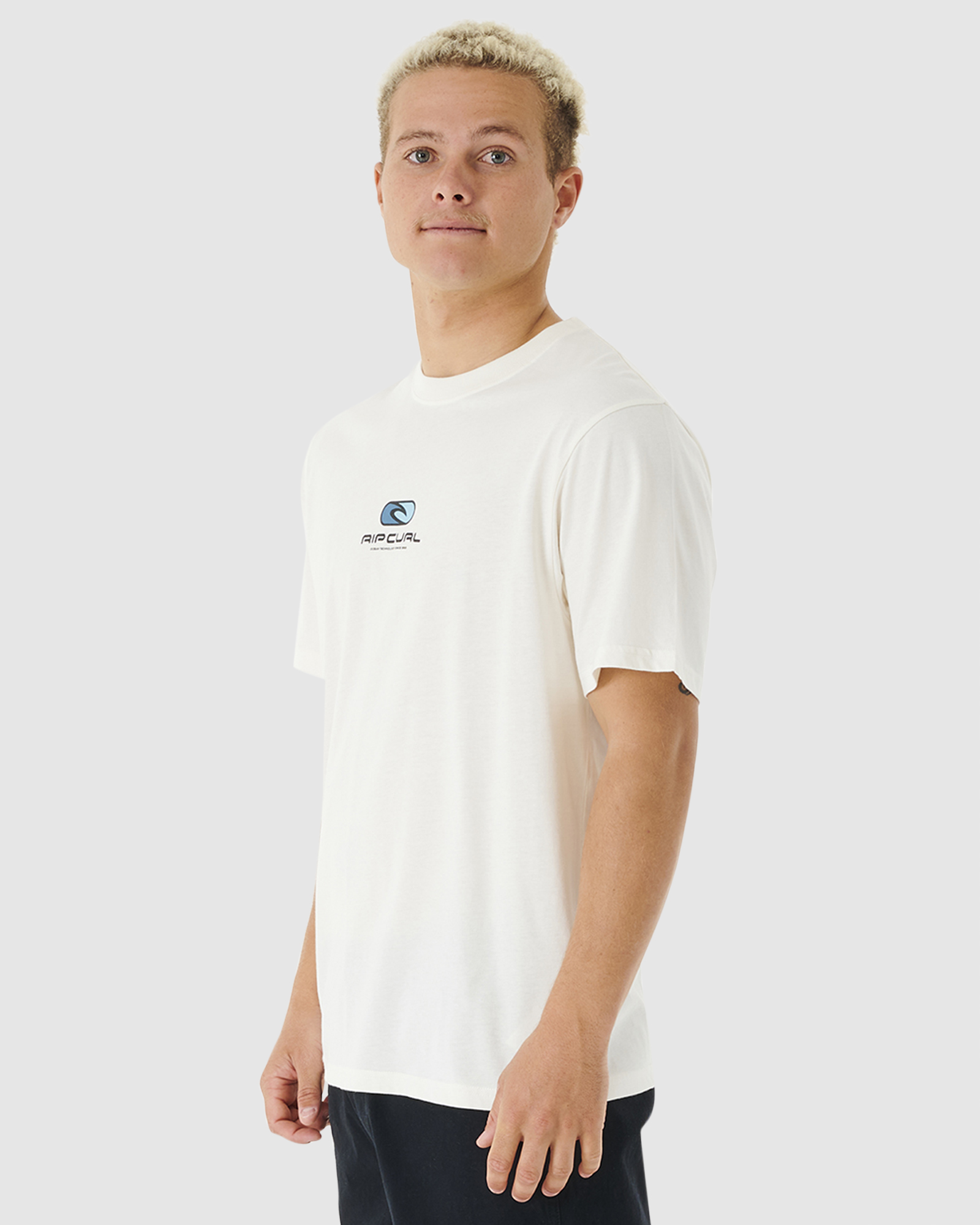 Mens Pill Icon Tee by RIP CURL | Amazon Surf